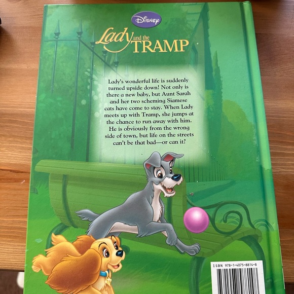 EUC Disney Lady and the Tramp book - Picture 2 of 3